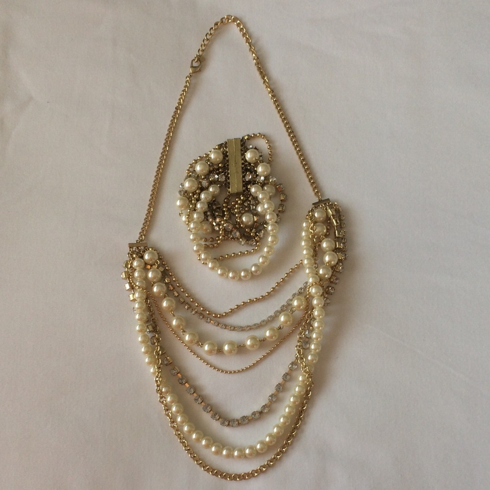 Faux Pearl Necklace & Bracelet Set